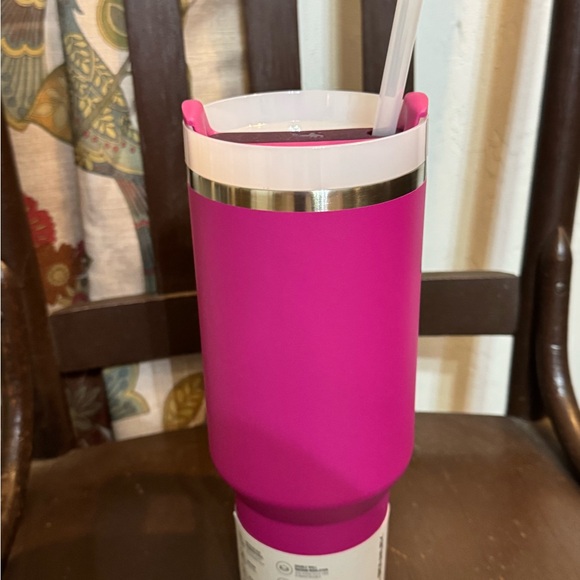 Stanley Fuchsia Quencher H2.0 Tumbler - Picture 6 of 6